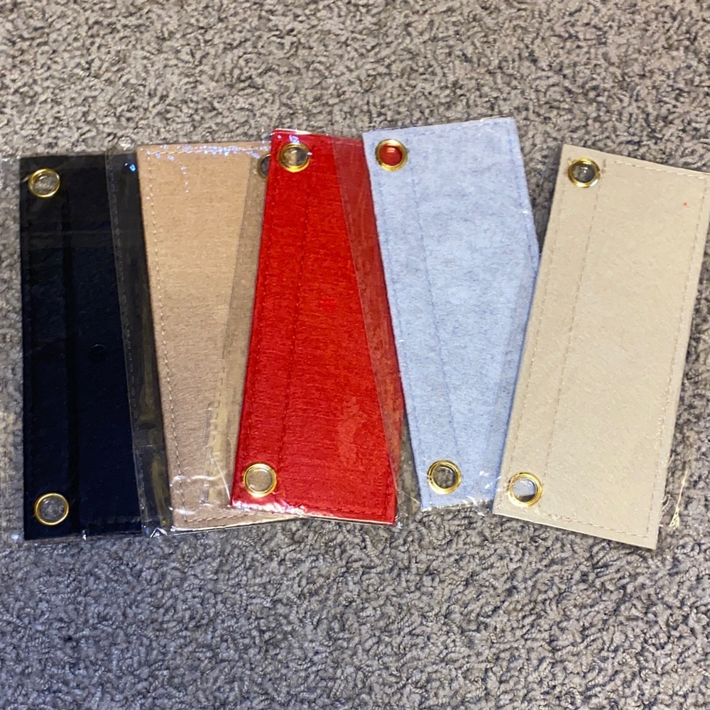 🛍️ NWT felt purse organizer with eyelet holes